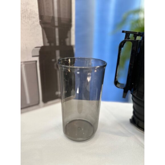 Fretta Self-Feeding Slow Masticating Juicer 1.1L Large Feed Chute BPA-Free Easy - Picture 13 of 13